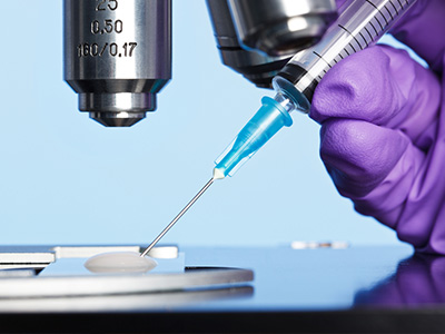Sperm analysis in IVF lab using micropipette